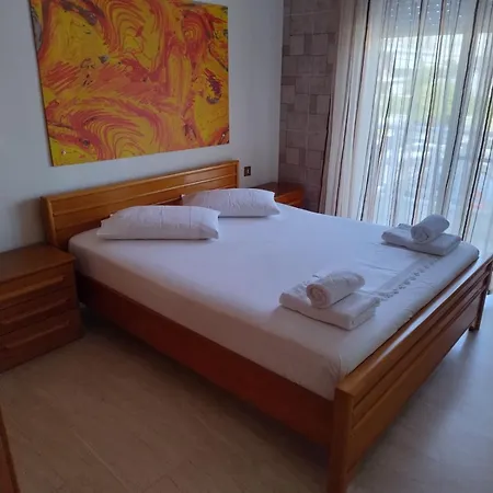 Apartman Dora's Place